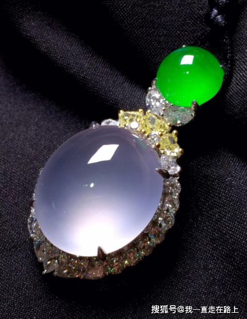 翡翠的種水色 如美食色香味般缺一不可的精髓