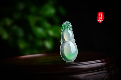 光影凝翠 探索翡翠產品攝影的藝術與技術