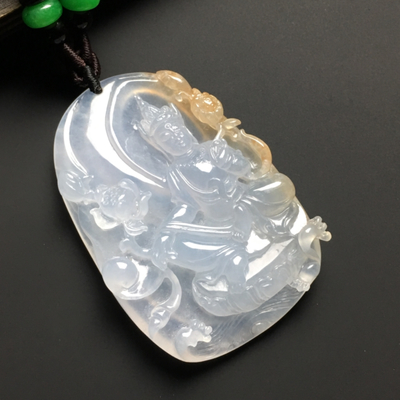 冰種飄黃翡蓮花觀音掛件 溫潤靈韻，禪意盎然